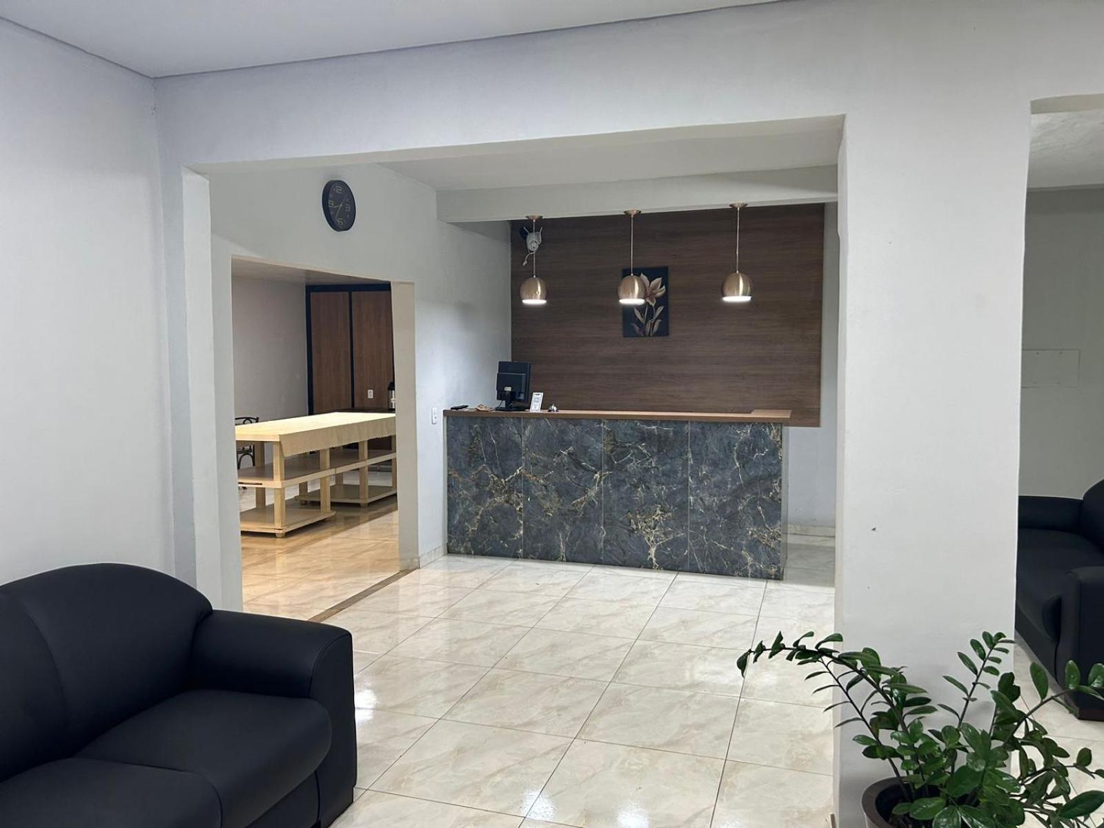 Cerrado Plaza Hotel -โดราโดส ภายนอก รูปภาพ